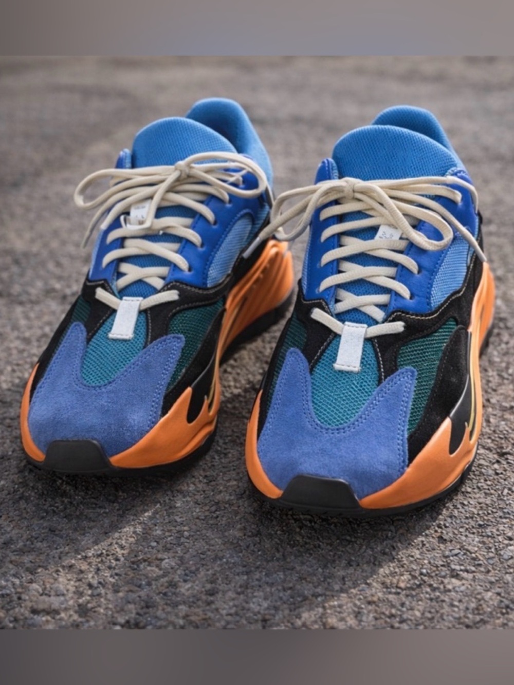 💯 AUTHENTIC - Adidas Yeezy Boost 700
Bright Blue Men’s 7.5